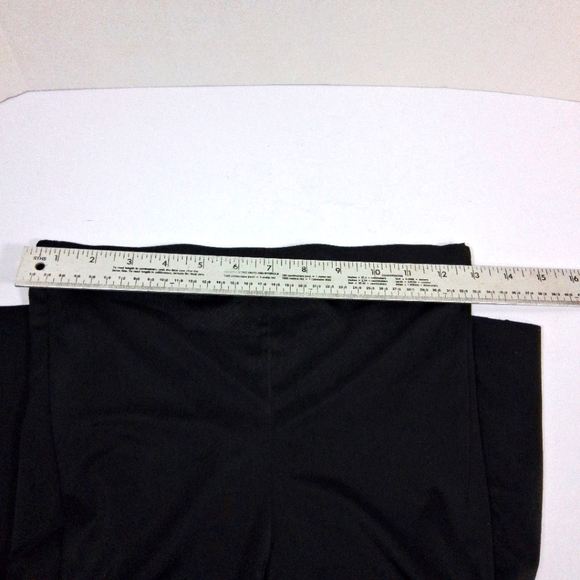 Spanx Shaping High Waisted Mid Thigh 1X Black Shorts New With Tags - Picture 8 of 8